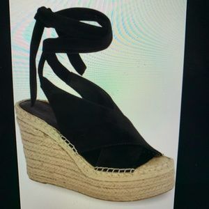 Marc Fisher Women’s Andira Wedge